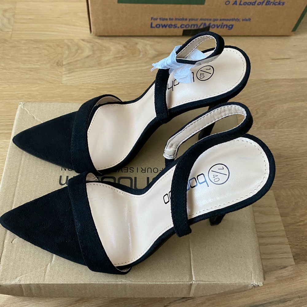 Pointed Toe Slingback